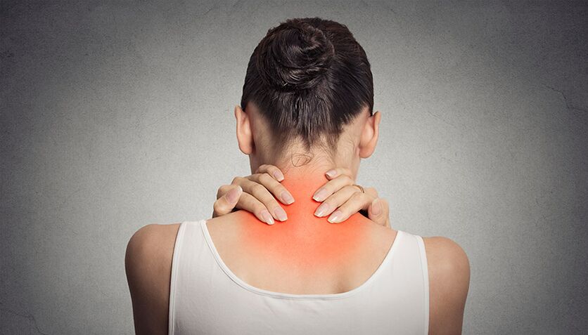 Ostéochondrose cervicale, accompagnée de douleurs au cou. 